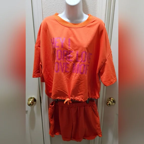 Bright Orange Graphic Cropped Tee and Shorts LoungeSet Size XXL NWOT - Picture 2 of 16
